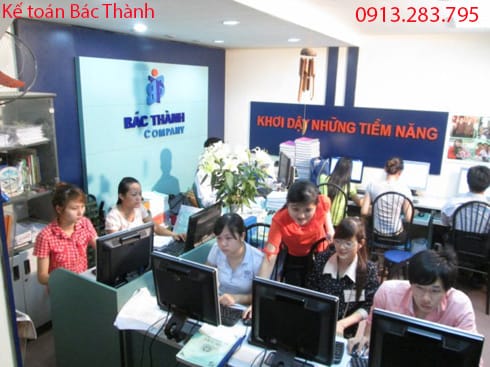 Hình ảnh đào tạo khóa kế toán máy tại trung tâm kế toán Bác Thành